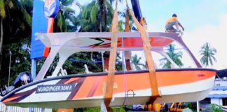 വലിയപറമ്പ് ദ്വീപിലെ ജനങ്ങളുടെ ഗതാഗത ദുരിതത്തിന് പരിഹാരം; യാത്രാബോട്ടുകൾ എത്തി