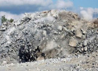 കാഞ്ഞങ്ങാട് കോളിയാർ ക്വാറിയിൽ സ്ഫോടനം; ഒരു മരണം Blast at quarry_kanhangad