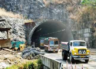 Control Over Freight Vehicles In Kuthiran To Avoid Traffic Block