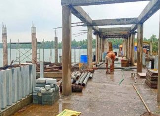 เดเตเดเตเดเดชเตเดชเตเดฑเด เดนเตเดธเต เดฌเตเดเตเดเต เดเตเตผเดฎเดฟเดจเตฝ เดซเตเดฌเตเดฐเตเดตเดฐเดฟเดฏเดฟเตฝ เดคเตเดฑเดเตเดเตเด Kottapuram Houseboat Terminal