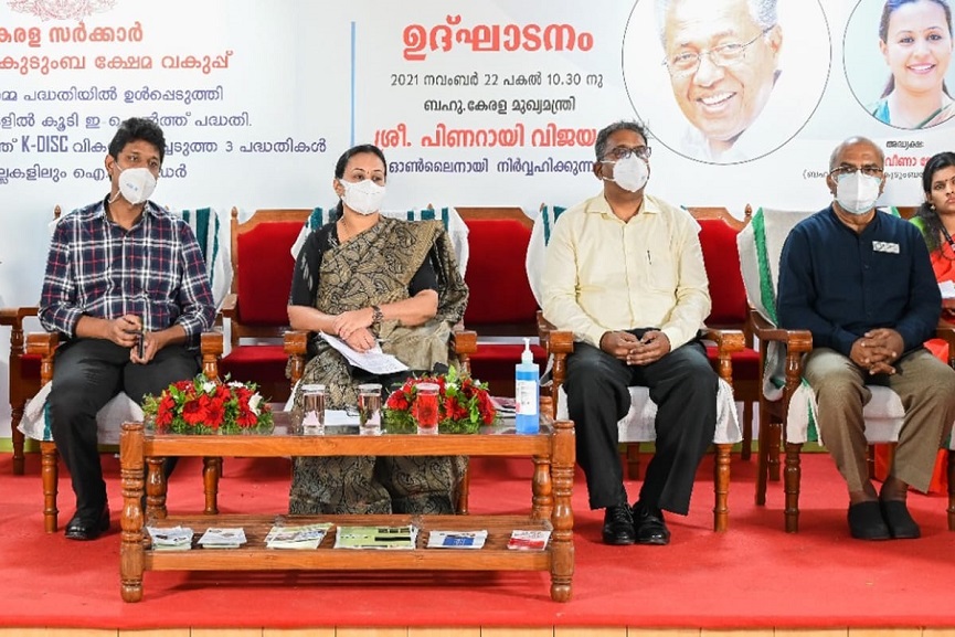 EHealth in all hospitals; Government with innovative schemes in the field of treatment