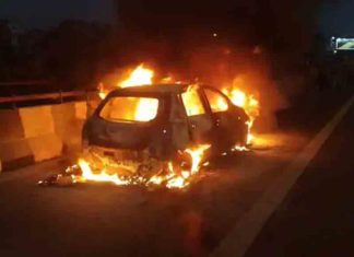 പിതാവ് താക്കോൽ നൽകിയില്ല; പെട്രോളൊഴിച്ച് കാർ കത്തിച്ച് മകൻ kerala-youth-arrested-car-fire-incident