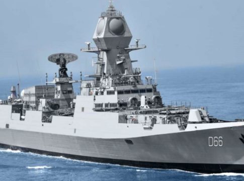 ഐഎൻഎസ് വിശാഖപട്ടണം രാജ്യത്തിന് സമർപ്പിച്ചു INS-visakhapattnam