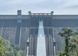 Water Level Increased And Red Alert In Seven Dams In Kerala