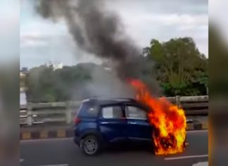 Car caught fire