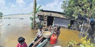 Heavy Rain Continues And Issues In Kuttanadu