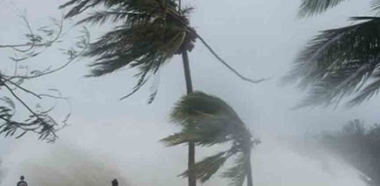 അതിതീവ്ര മഴ; വടക്കൻ ജില്ലകളിൽ റെഡ് അലർട്, നാലിടത്ത് ഓറഞ്ച് Heavy-Rain in Kerala