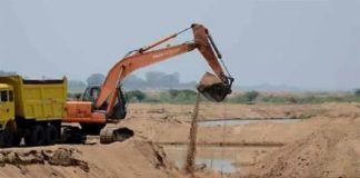 thottappally-black-sand-mining