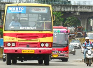 സ്വകാര്യ ബസ് പണിമുടക്ക്; കെഎസ്ആർടിസി കൂടുതൽ സർവീസുകൾ നടത്തും Case against the ksrtc driver
