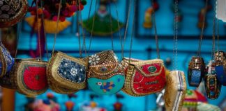 ദീപാവലി ഉൽസവ സീസൺ; നടന്നത് 1.23 ലക്ഷം കോടിയുടെ കച്ചവടം diwali-sales-record-indian-market