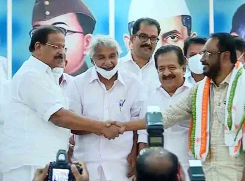 Cherian Philip in Congress; Accepted membership from K Sudhakaran