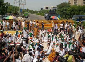 ഡെൽഹി ചലോ മാർച്ചിനിടെ സംഘർഷം; കർഷകർക്ക് പരിക്ക്, യോഗം വിളിക്കാൻ നിർദ്ദേശം farmers-protest