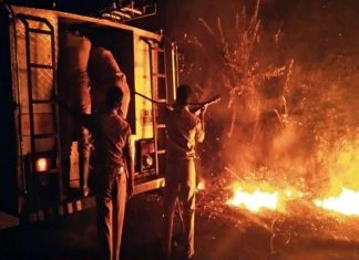 കോഴിക്കോട് ചെരുപ്പ് കമ്പനിയിൽ വൻ തീപിടുത്തം fire at Kozhikode shoe company