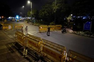 delhi- curfew