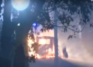കിഴക്കമ്പലം കിറ്റക്സിലെ അതിഥി തൊഴിലാളികൾ പോലീസുകാരെ ആക്രമിച്ചു kizhakkambalam-attack-