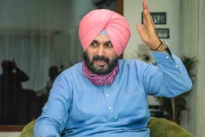 ‘Arrogant king’; Navjot Singh Sidhu attacks Amarinder Singh