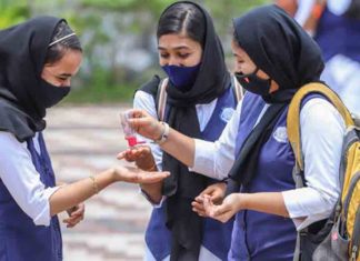 പ്ളസ് വൺ പ്രവേശനം; അധിക സീറ്റുകളും ബാച്ചുകളും അനുവദിച്ച് ഉത്തരവിറങ്ങി Plus one seat; 79 additional batches were allotted and ordered