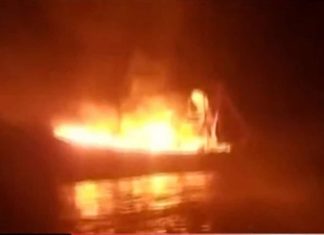 boat caught fire
