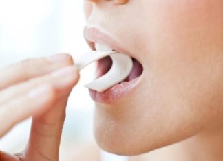 കോവിഡിനെ തടയാൻ ചൂയിങ്ഗം; പരീക്ഷണ അനുമതിക്കായി കാത്ത് ഗവേഷകർ chewing gum- covid prevention