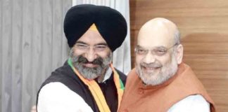 Shiromani Akali Dal suffers setback; Party leader Manjinder Singh Sirsa in the BJP