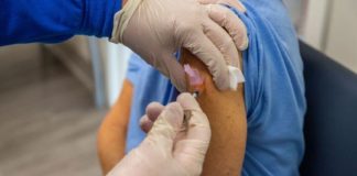 പൊതുഗതാഗതം ഉപയോഗിക്കാൻ ബൂസ്റ്റർ ഡോസ് നിർബന്ധം; സൗദി Covid Booster Dose Is Required To Use Public Transport In Saudi