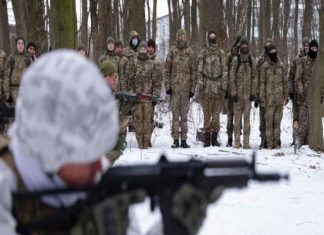 russian army surrounds ukraine