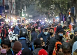 രാജ്യത്ത് കോവിഡ് മൂന്നാം തരംഗത്തിന്റെ ശക്തി കുറയുന്നു; ആരോഗ്യ മന്ത്രാലയം Strength Of Covid Third Wave Decrease In India Said Health Ministry