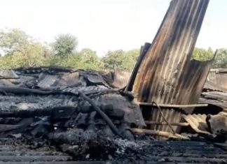 Man Sets Houses On Fire