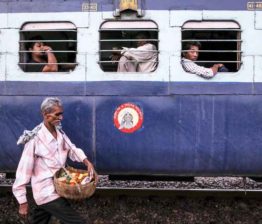 ഓണക്കാലത്തെ തിരക്ക്; കേരളത്തിലേക്ക് നൂറ് അധിക സ്പെഷ്യൽ ട്രെയിനുകൾ Railway