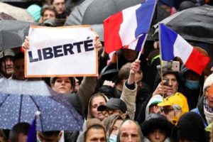 france-protest-against-vaccine-pass