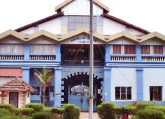 സംസ്ഥാനത്തെ ജയിലുകളിൽ കോവിഡ് രൂക്ഷം; വിയ്യൂരിൽ ഒരാൾ മരിച്ചു One Were Died In Viyyur Jail Due To Covid