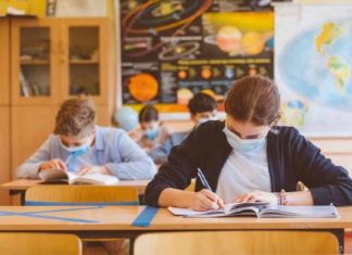 സ്കൂളുകളും സർവകലാശാലകളും 24 മുതൽ തുറക്കും; അബുദാബി Schools And Universities Will Reopen In Abu Dhabi On January 24