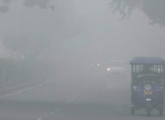 Intense Fog In Delhi And Long Sight Decreased
