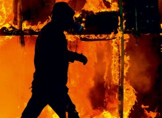 loan rejected man sets bank on fire