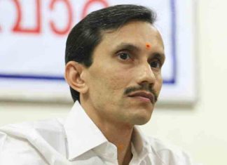 രഞ്ജിത്ത് വധക്കേസ്: പ്രതികളെ പിടിച്ചുതരാം, ശരീരത്തിൽ കേടുപാടുണ്ടാവും; എംടി രമേശ് Ranjith murder case: MT Ramesh against police