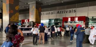 15,000 പേരെ നാട്ടിലെത്തിക്കും; റെഡ് ക്രോസിന്റെ സഹായം തേടി കേന്ദ്രം