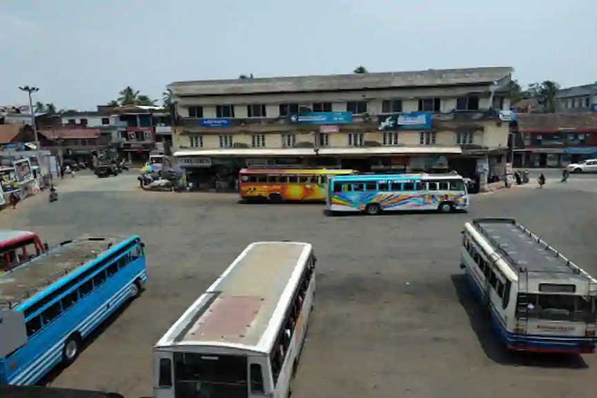 nileshwar-bus-stand wait for the new bus station building complex is long