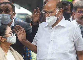 Mamata Banerjee calls Sharad Pawar over Nawab Malik's arrest