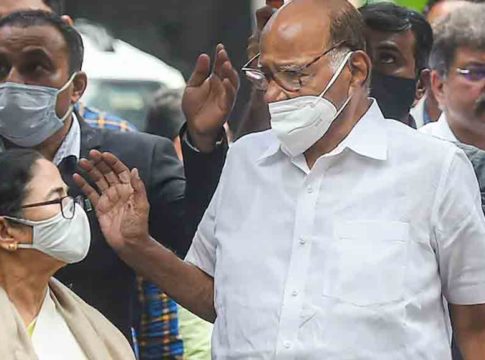 Mamata Banerjee calls Sharad Pawar over Nawab Malik's arrest