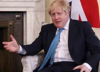 യുക്രൈൻ പ്രതിസന്ധി; 5 റഷ്യൻ ബാങ്കുകൾക്ക് ഉപരോധം ഏർപ്പെടുത്താൻ യുകെ UK-To-Impose-Sanctions-On-5-Russian-Banks