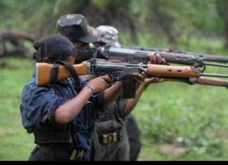 Maoist attack in Thalapuzha; The KFDC office was vandalized