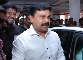 ക്രൈം ബ്രാഞ്ച് ഹരജിയിൽ ഹൈക്കോടതി വിധി ഇന്ന്; ദിലീപിന് നിർണായകം Actor Dileep At High Court In The Actress Assaulted Case