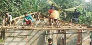 യുവാക്കളുടെ ശ്രമദാനം; പരിയാണിയമ്മയുടെ വീട് നവീകരിച്ചു Youth effort; Pariyaniamma's house was renovated