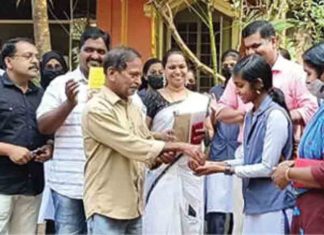 Raveendran's mind shines tenfold