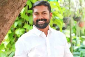 A woman leader who had lodged a complaint against a Youth Congress leader has attempted suicide
