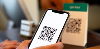 Fraud using fake QR codes; The merchants lost money