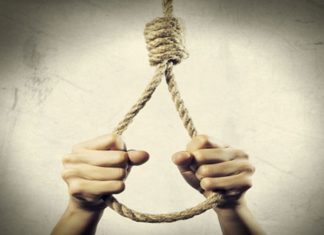 ഇടുക്കിയിൽ ട്രാഫിക് എസ്ഐ തൂങ്ങി മരിച്ച നിലയിൽ suicide
