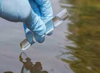 Suspicion of poisoning in public well; Two sought treatment