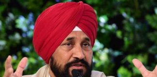 പഞ്ചാബിൽ ചന്നി മുഖ്യമന്ത്രി സ്ഥാനാർഥി; തീരുമാനം സിദ്ദുവിന്റെ എതിര്പ്പ് മറികടന്ന് Charanjit_Singh_Channi