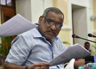 Ban on Muslim traders; Karnataka Law Minister says no intervention